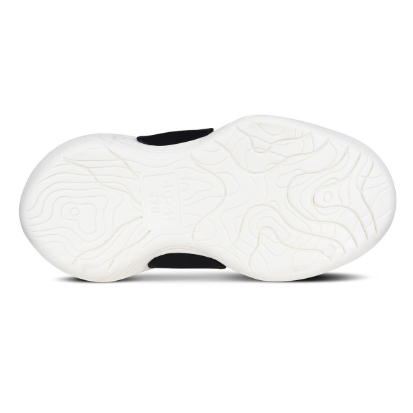 OASIS MEN WHITE BLACK